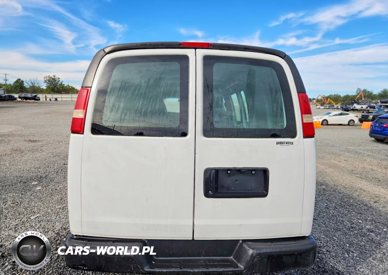 2014 Chevrolet Express G2500 Delivery Van VIN:1GCWGFBG9E1125289 - 6