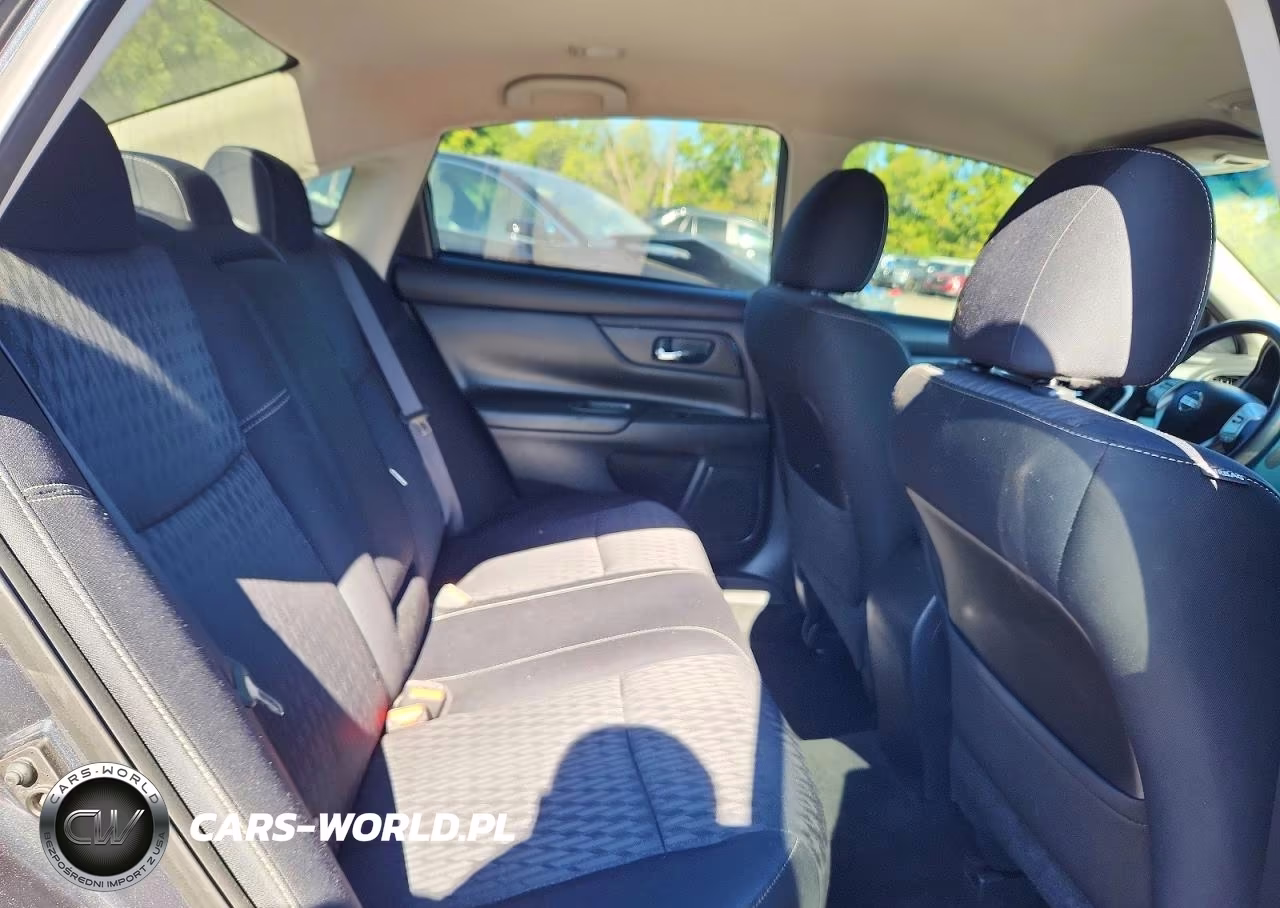 2017 Nissan Altima 2.5 S VIN:1N4AL3AP0HN363878 - 10