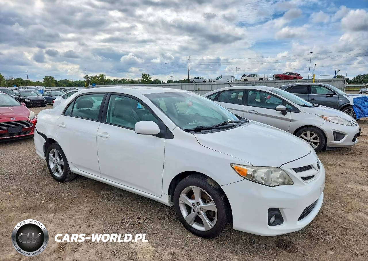 2011 Toyota Corolla Le VIN:2T1BU4EE8BC582866 - 4