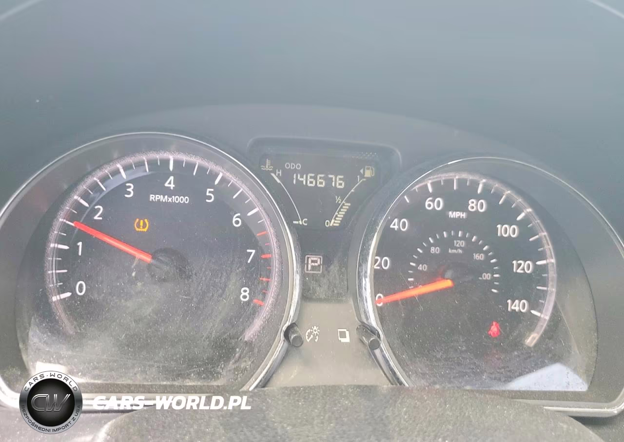 2017 Nissan Versa 1.6 S VIN:3N1CN7AP2HL867839 - 9
