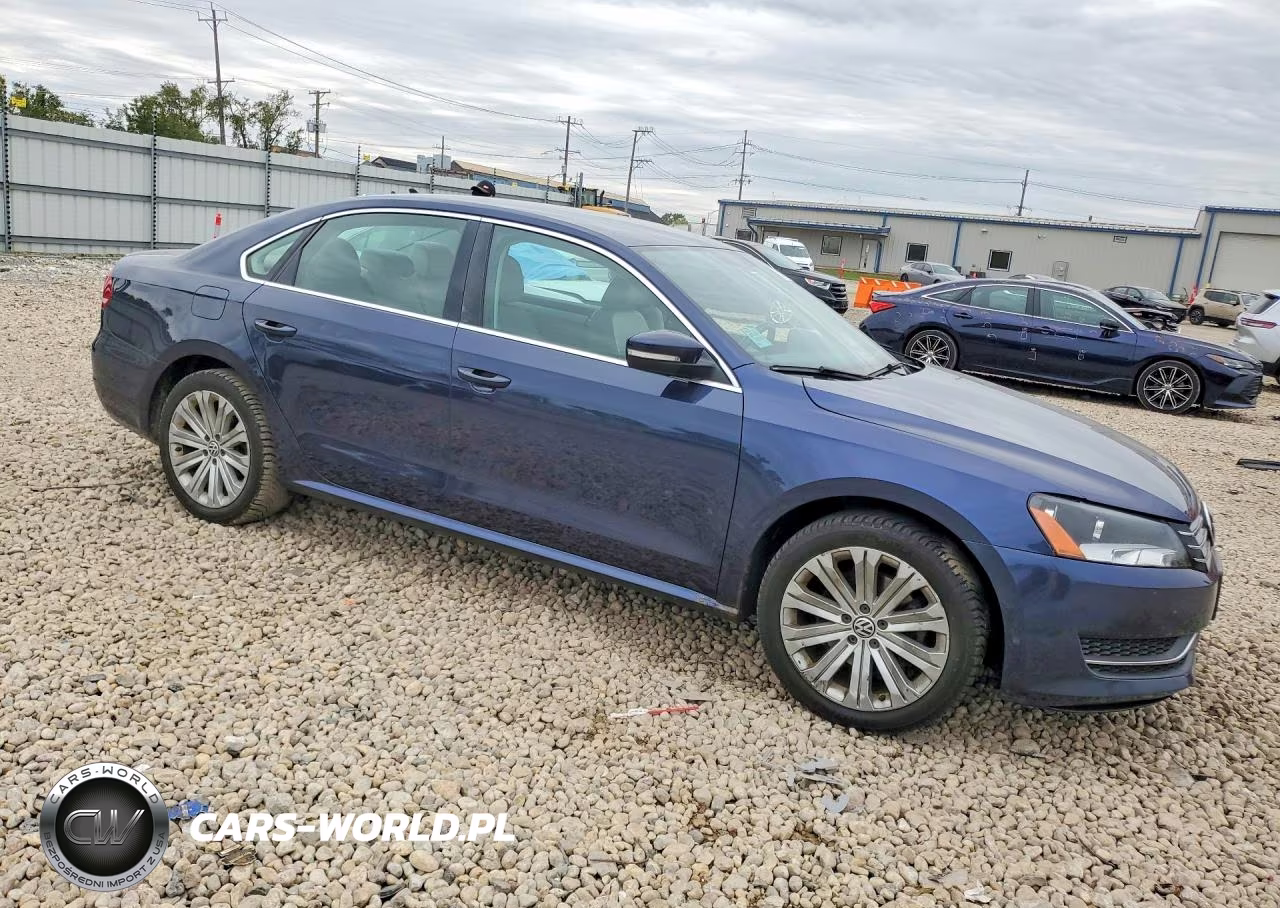 2012 Volkswagen Passat Se VIN:1VWBP7A37CC104376 - 4