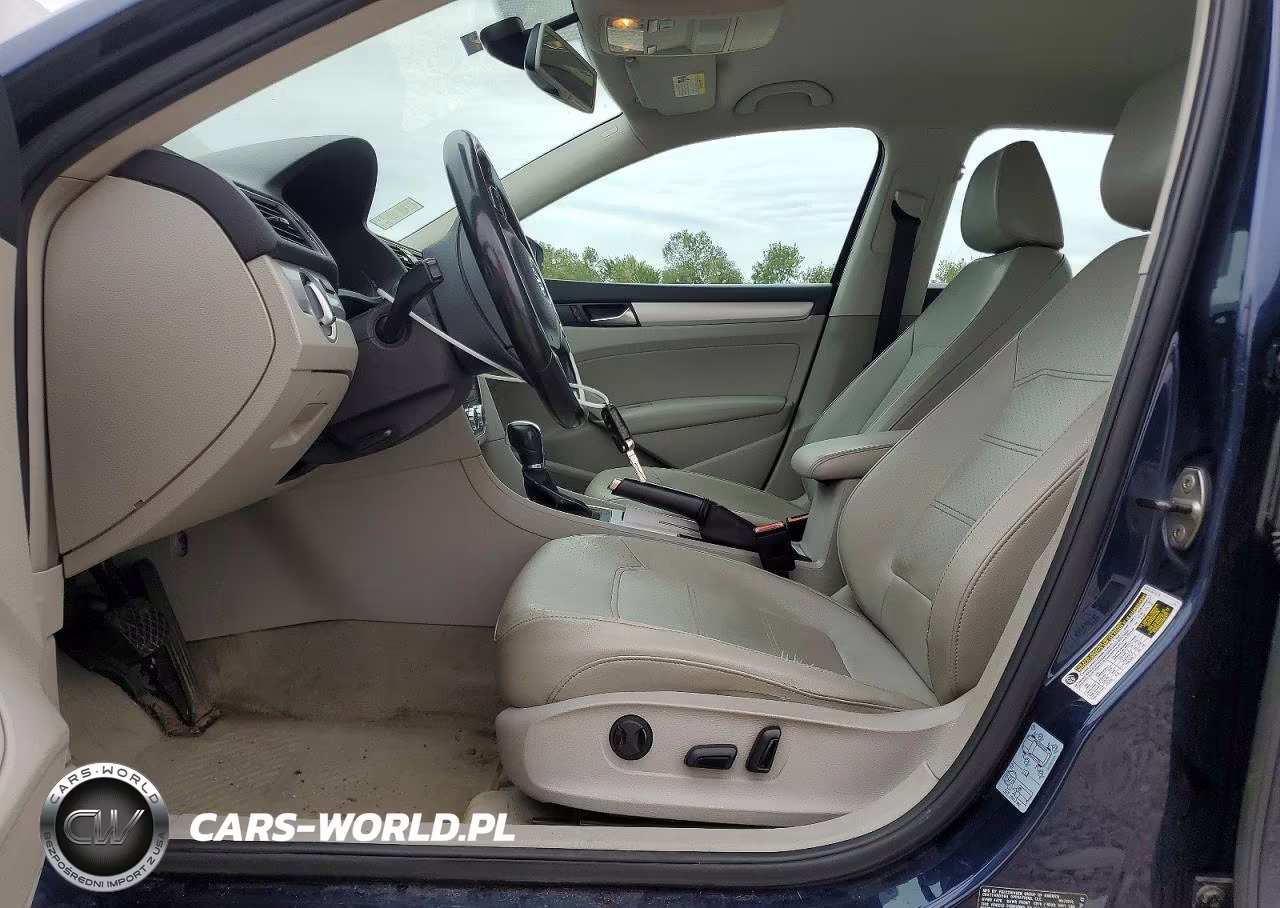 2012 Volkswagen Passat Se VIN:1VWBP7A37CC104376 - 7