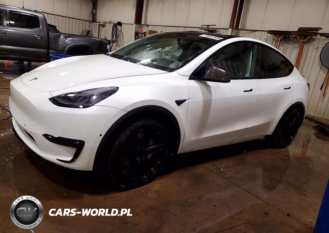 2020 Tesla Model Y – zdjęcie 1 z 13