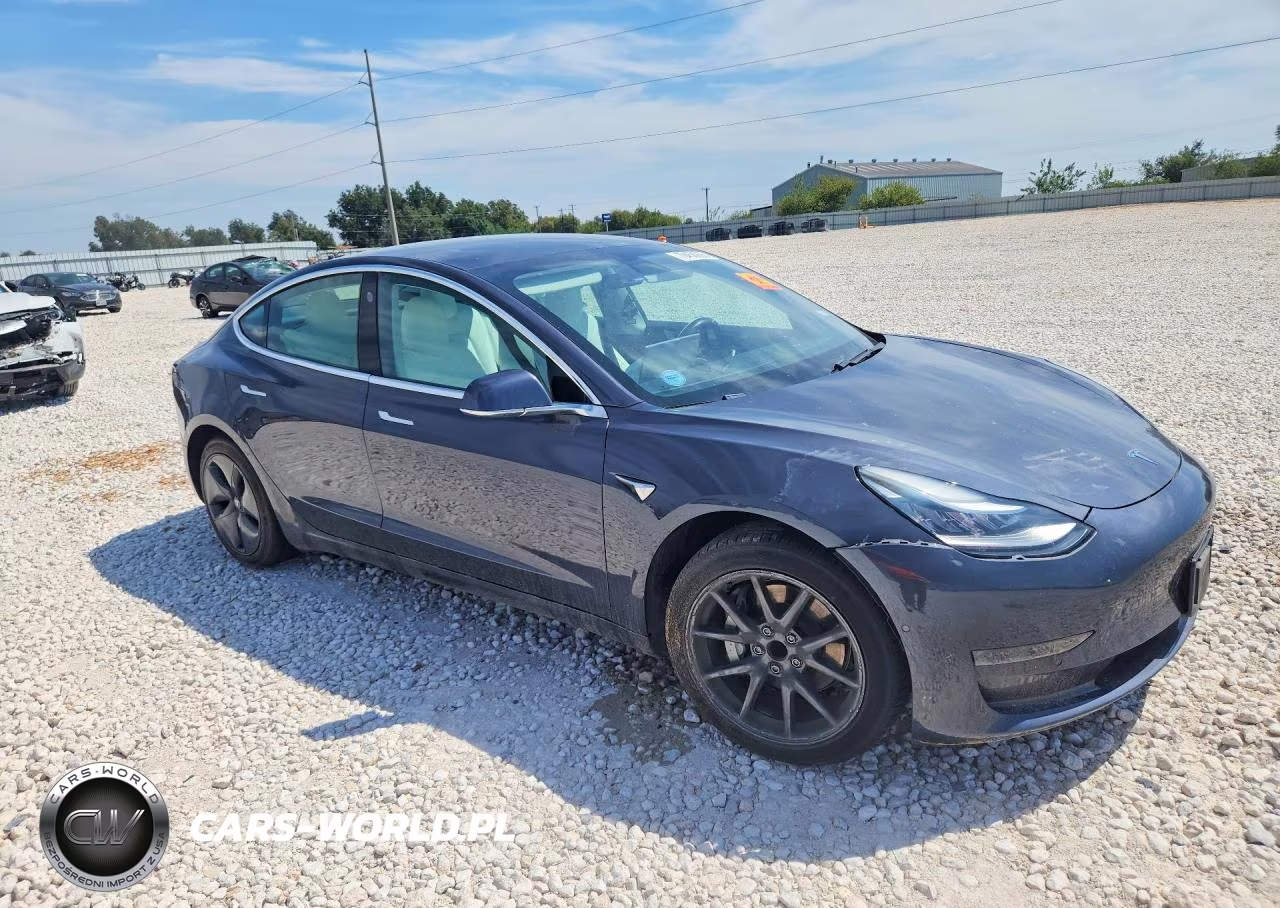 2019 Tesla Model 3 VIN:5YJ3E1EA0KF486092 - 4