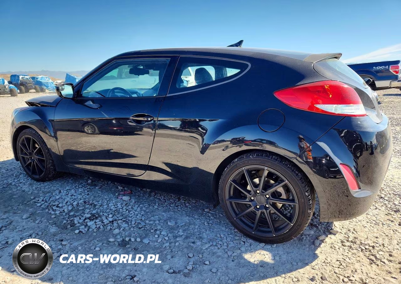 2017 Hyundai Veloster Value Edition VIN:KMHTC6AD1HU316032 - 2