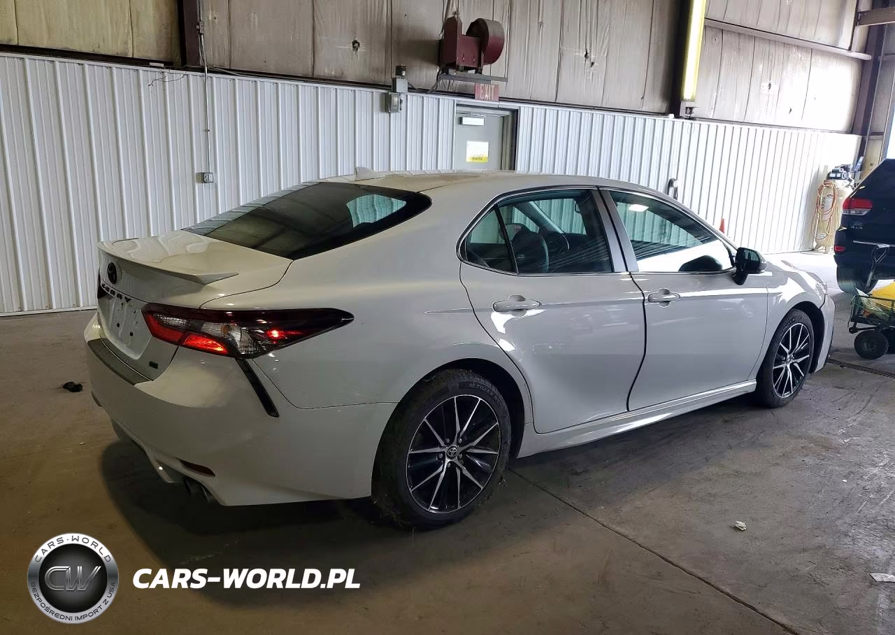 2024 Toyota Camry Se VIN:4T1T11AK1RU198069 - 3