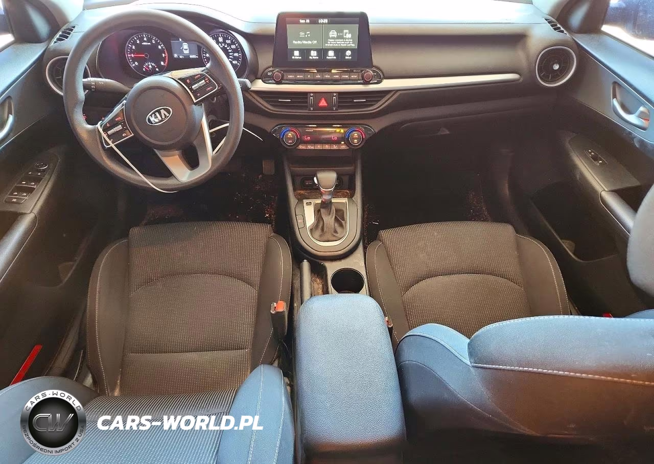 2019 Kia Forte Lxs VIN:3KPF24AD6KE120988 - 8