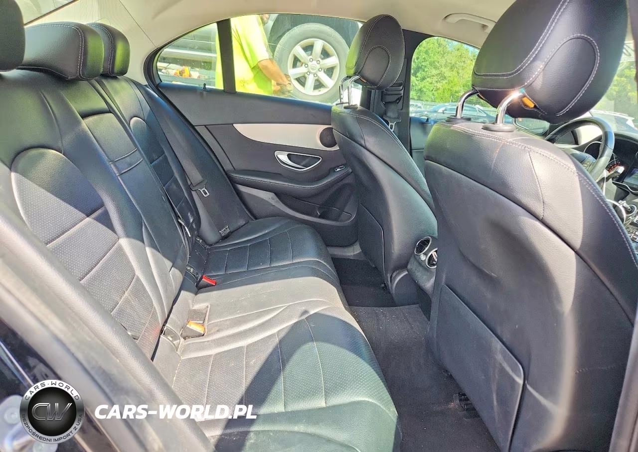 2016 Mercedes-Benz C 300 VIN:55SWF4JB6GU168560 - 10