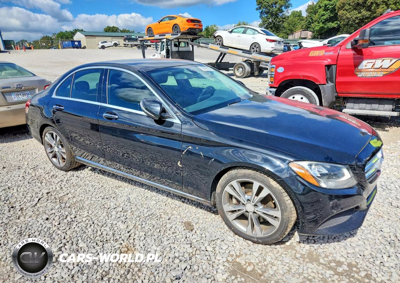 2016 Mercedes-Benz C 300 VIN:55SWF4JB6GU168560 - 4