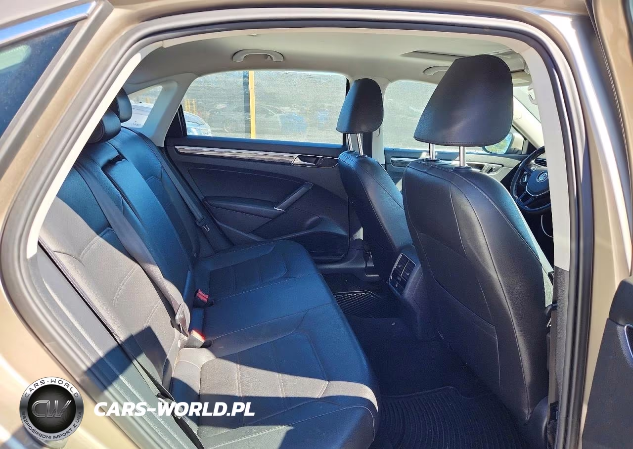 2016 Volkswagen Passat Se VIN:1VWBS7A39GC011783 - 10