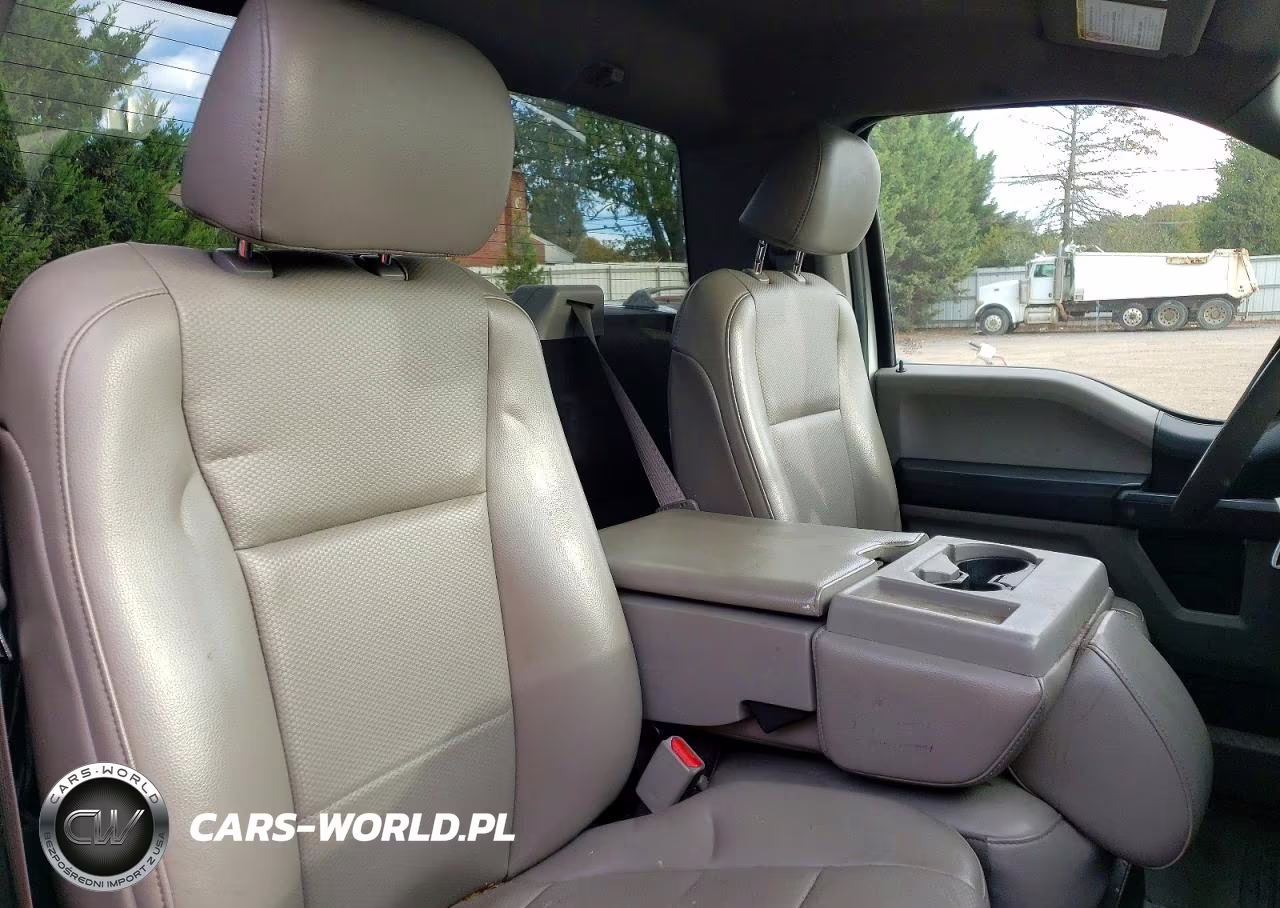 2017 Ford F250 Super Duty VIN:1FTBF2B64HED44093 - 10