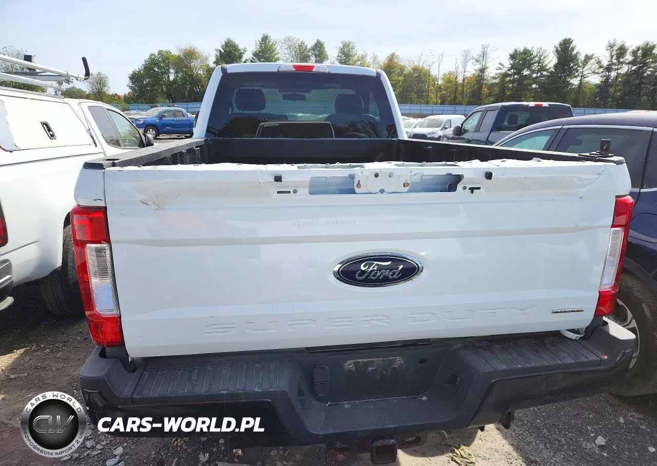 2017 Ford F250 Super Duty VIN:1FTBF2B64HED44093 - 6