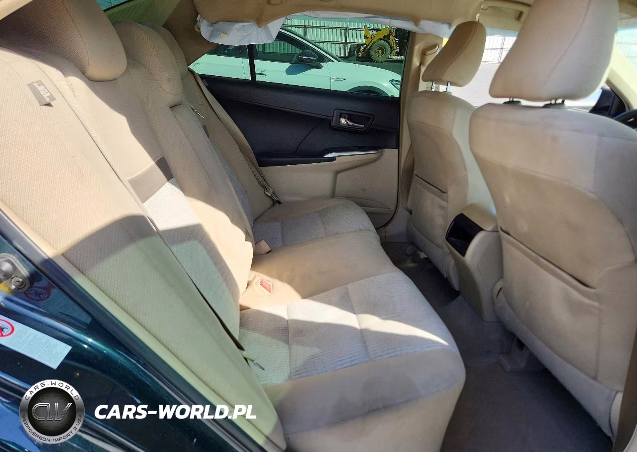 2012 Toyota Camry Hybrid Le VIN:4T1BD1FK7CU056036 - 10