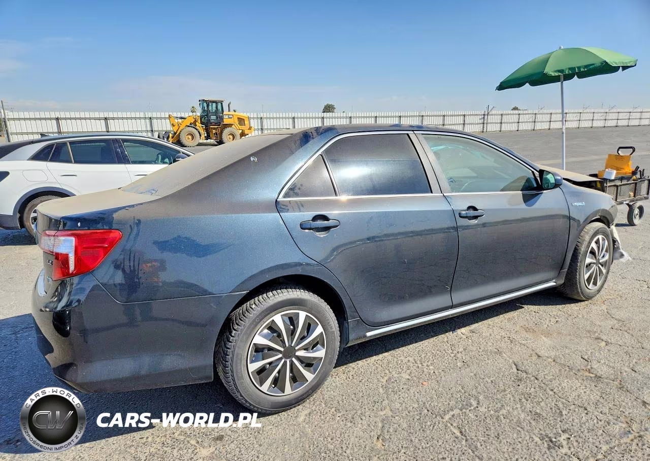 2012 Toyota Camry Hybrid Le VIN:4T1BD1FK7CU056036 - 3
