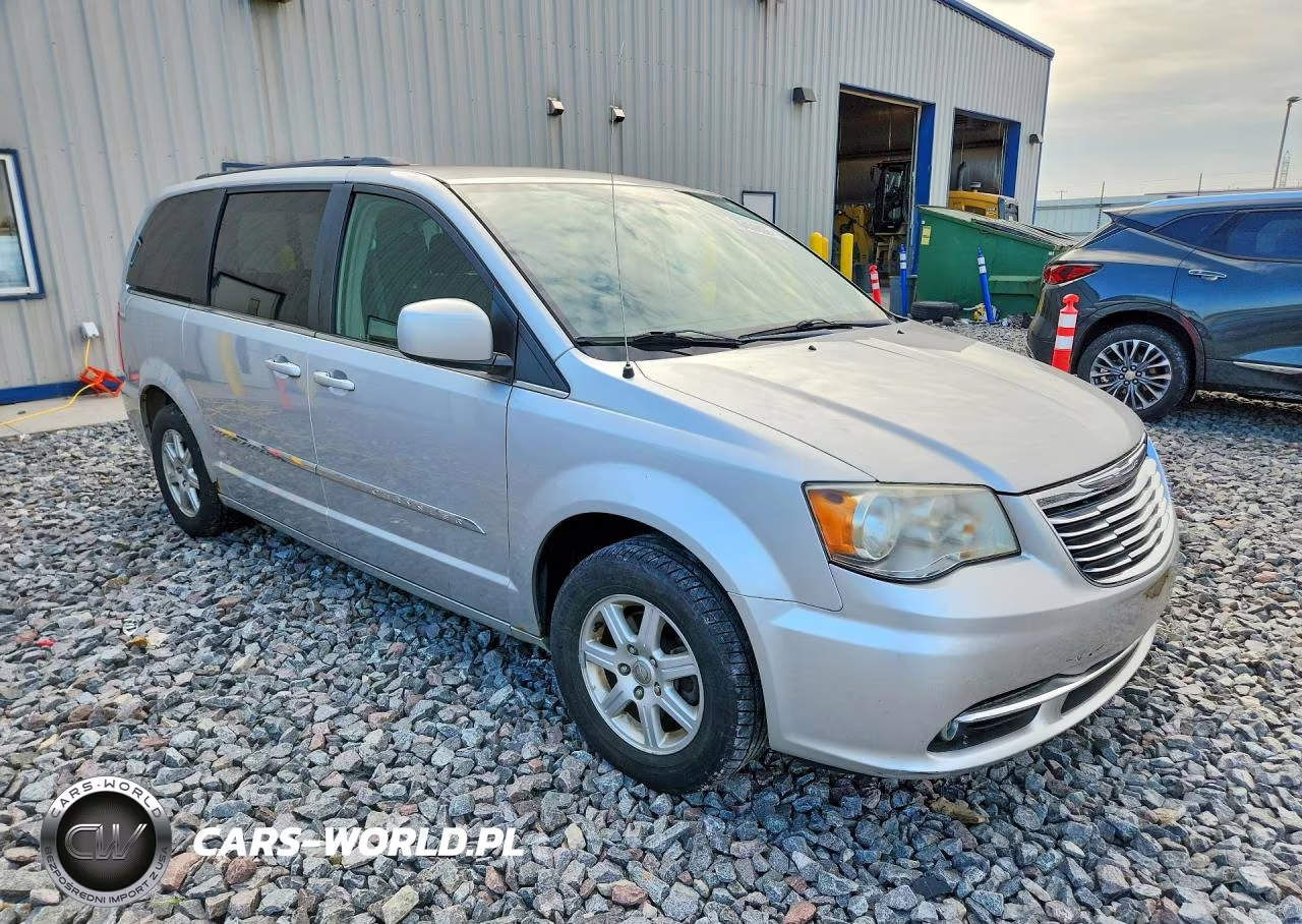 2011 Chrysler Town & Country Touring VIN:2A4RR5DG7BR768417 - 4