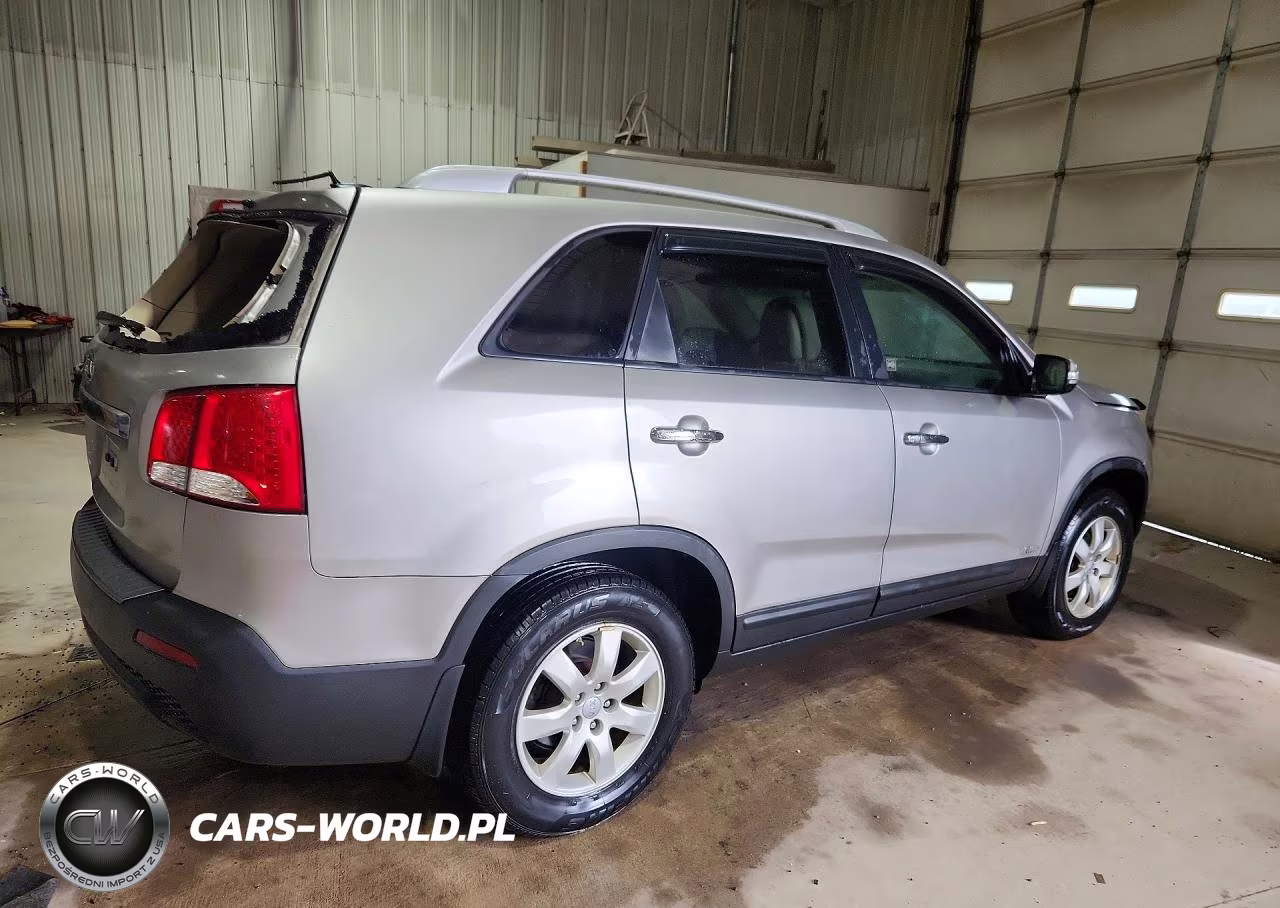 2013 Kia Sorento Lx VIN:5XYKTCA61DG394788 - 3