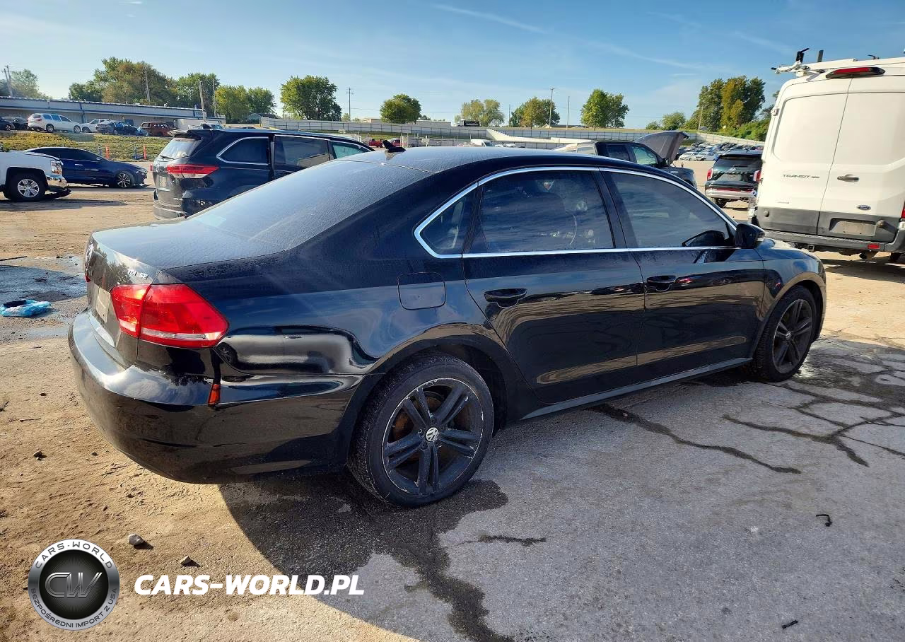 2014 Volkswagen Passat Se VIN:1VWBN7A33EC112368 - 3