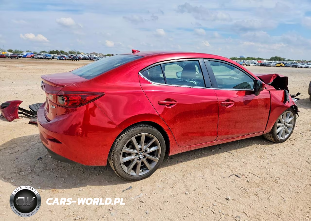 2018 Mazda 3 Touring VIN:3MZBN1V31JM230273 - 3