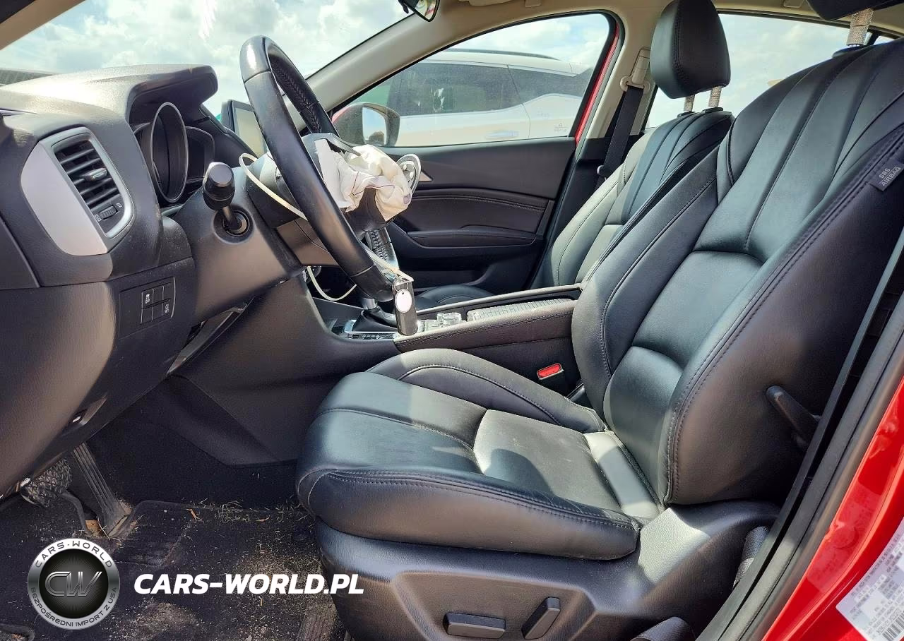 2018 Mazda 3 Touring VIN:3MZBN1V31JM230273 - 7