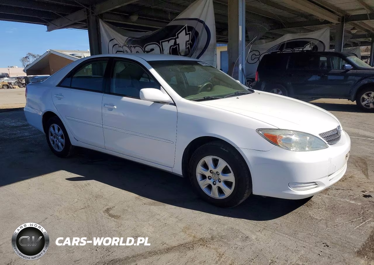 2003 Toyota Camry Le V6 VIN:JTDBF32K230131975 - 4