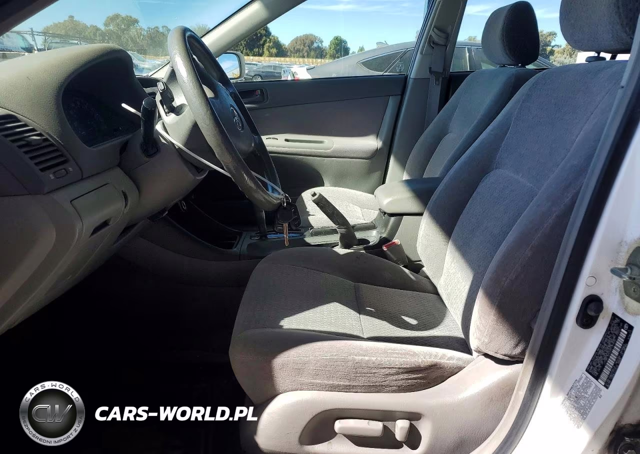 2003 Toyota Camry Le V6 VIN:JTDBF32K230131975 - 7