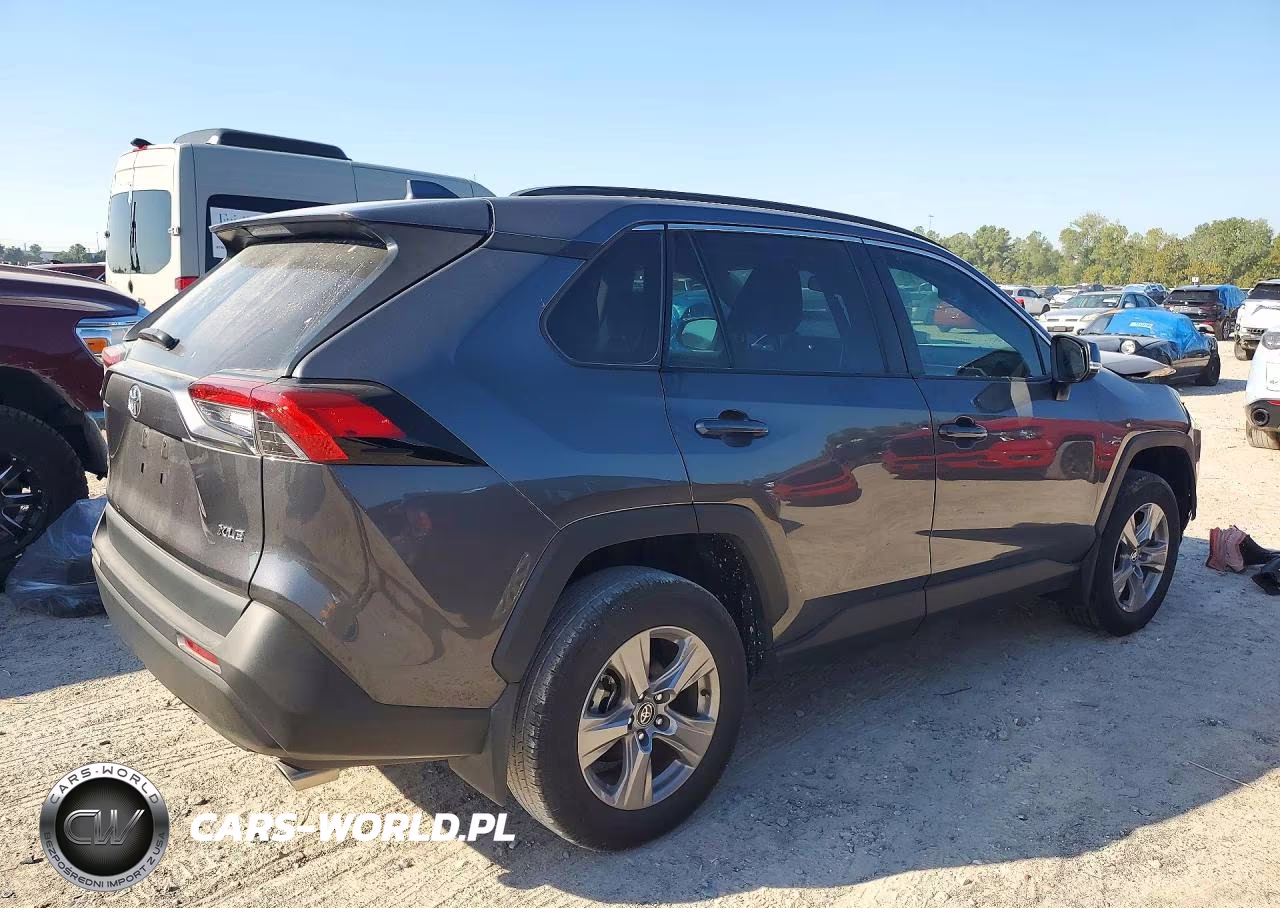 2024 Toyota Rav4 Xle VIN:2T3W1RFV9RC254749 - 3