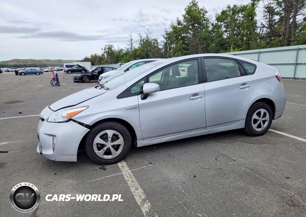 2012 Toyota Prius Three – zdjęcie 1 z 12