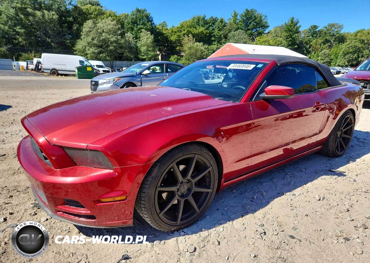 2014 Ford Mustang VIN:1ZVBP8EM9E5208352 - 1