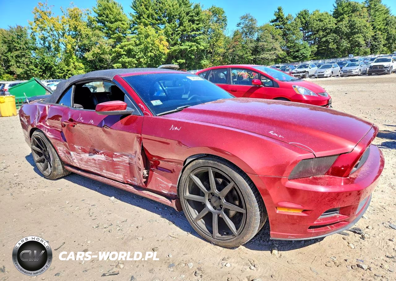 2014 Ford Mustang VIN:1ZVBP8EM9E5208352 - 4