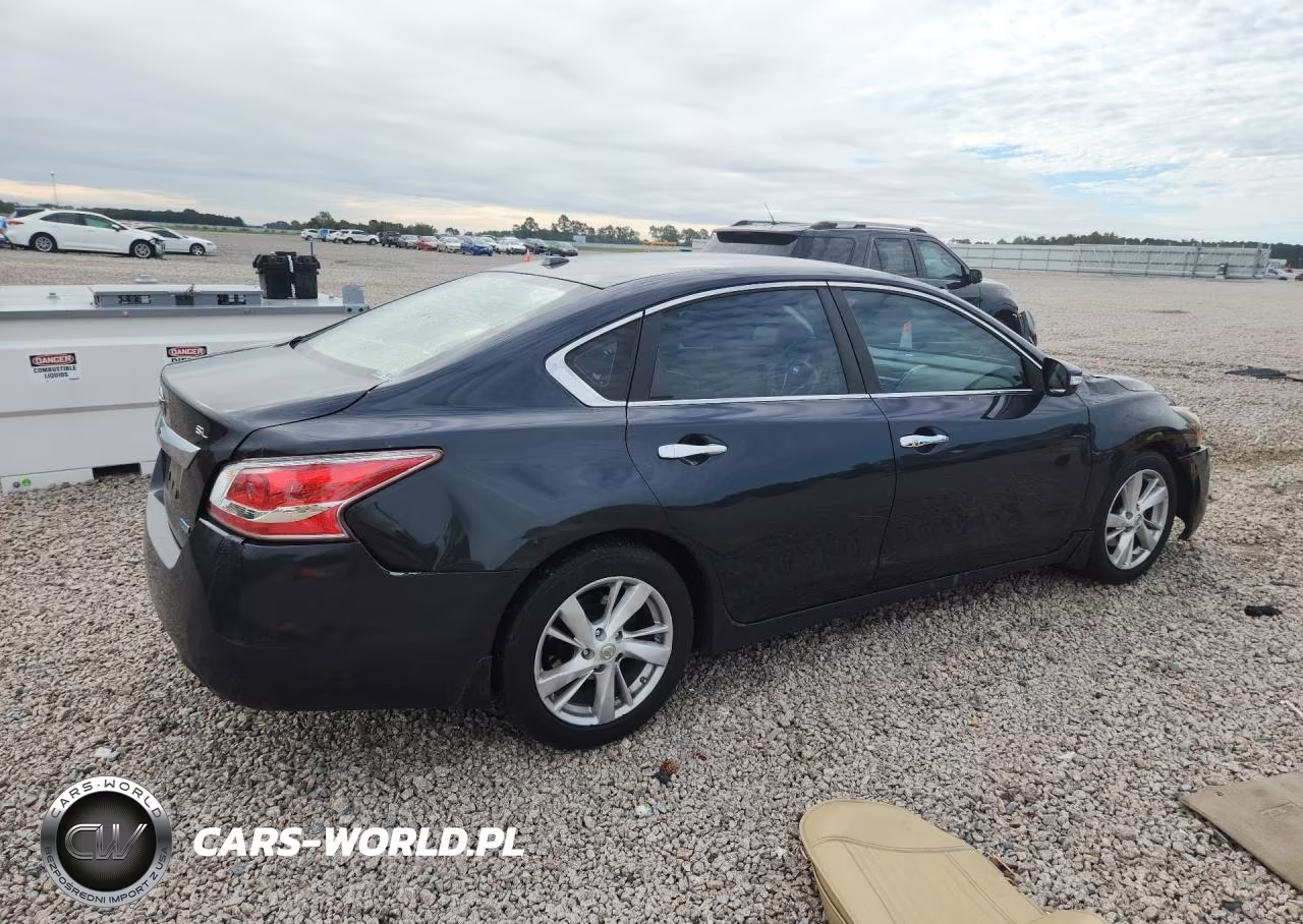 2013 Nissan Altima 2.5 VIN:1N4AL3APXDC201424 - 3