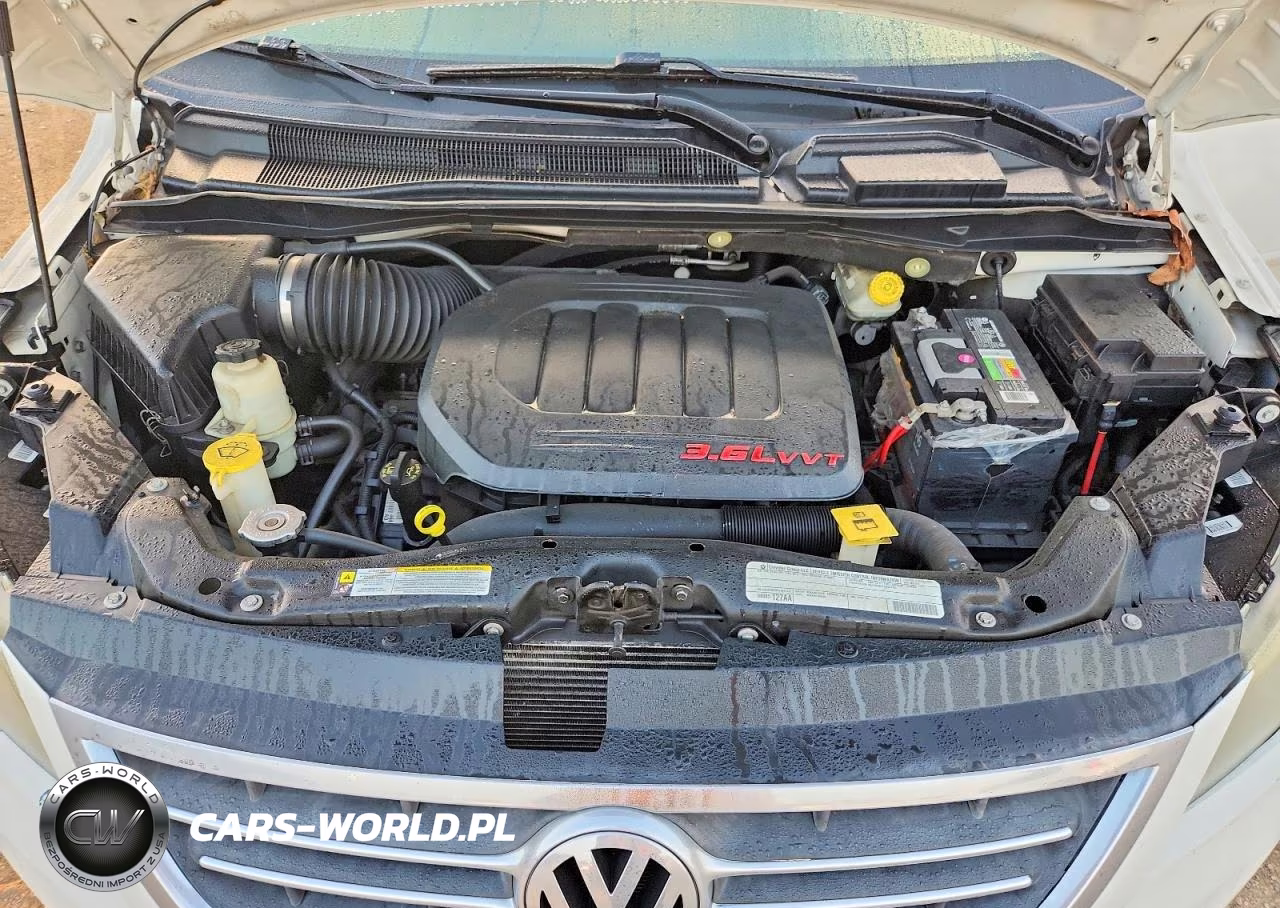 2011 Volkswagen Routan Se VIN:2V4RW3DG2BR641969 - 11