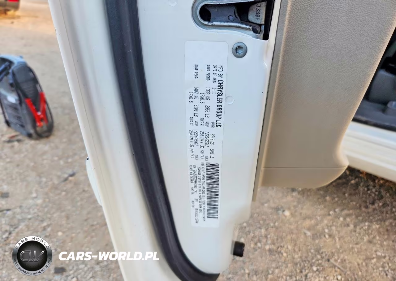 2011 Volkswagen Routan Se VIN:2V4RW3DG2BR641969 - 12