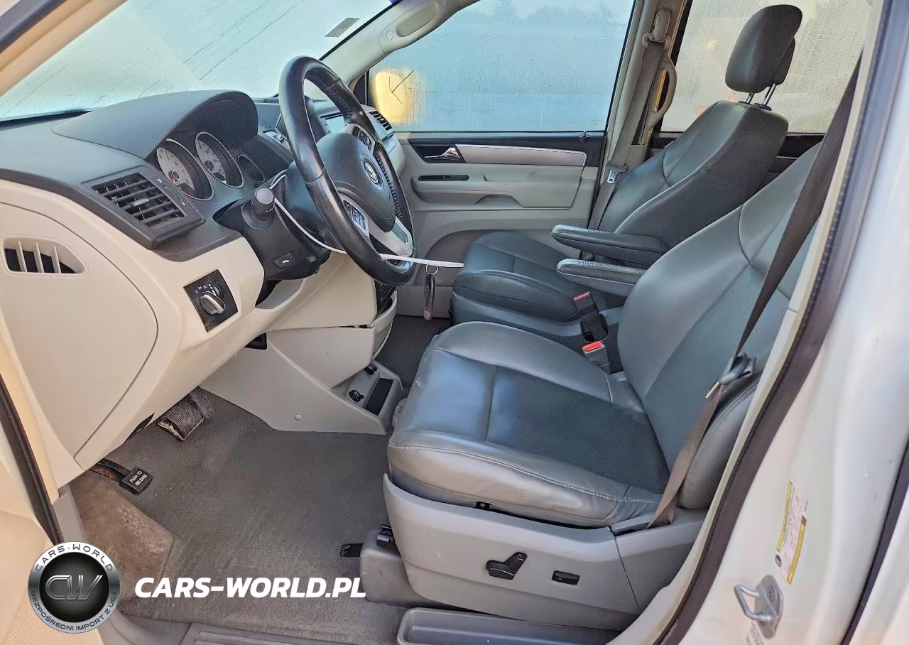 2011 Volkswagen Routan Se VIN:2V4RW3DG2BR641969 - 7