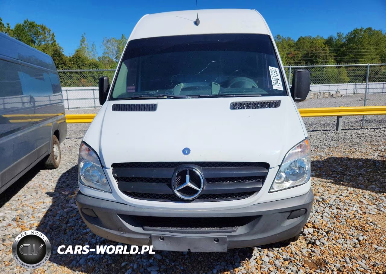 2013 Mercedes-Benz Sprinter 2500 Delivery Van VIN:WD3PE8CC0D5796806 - 5