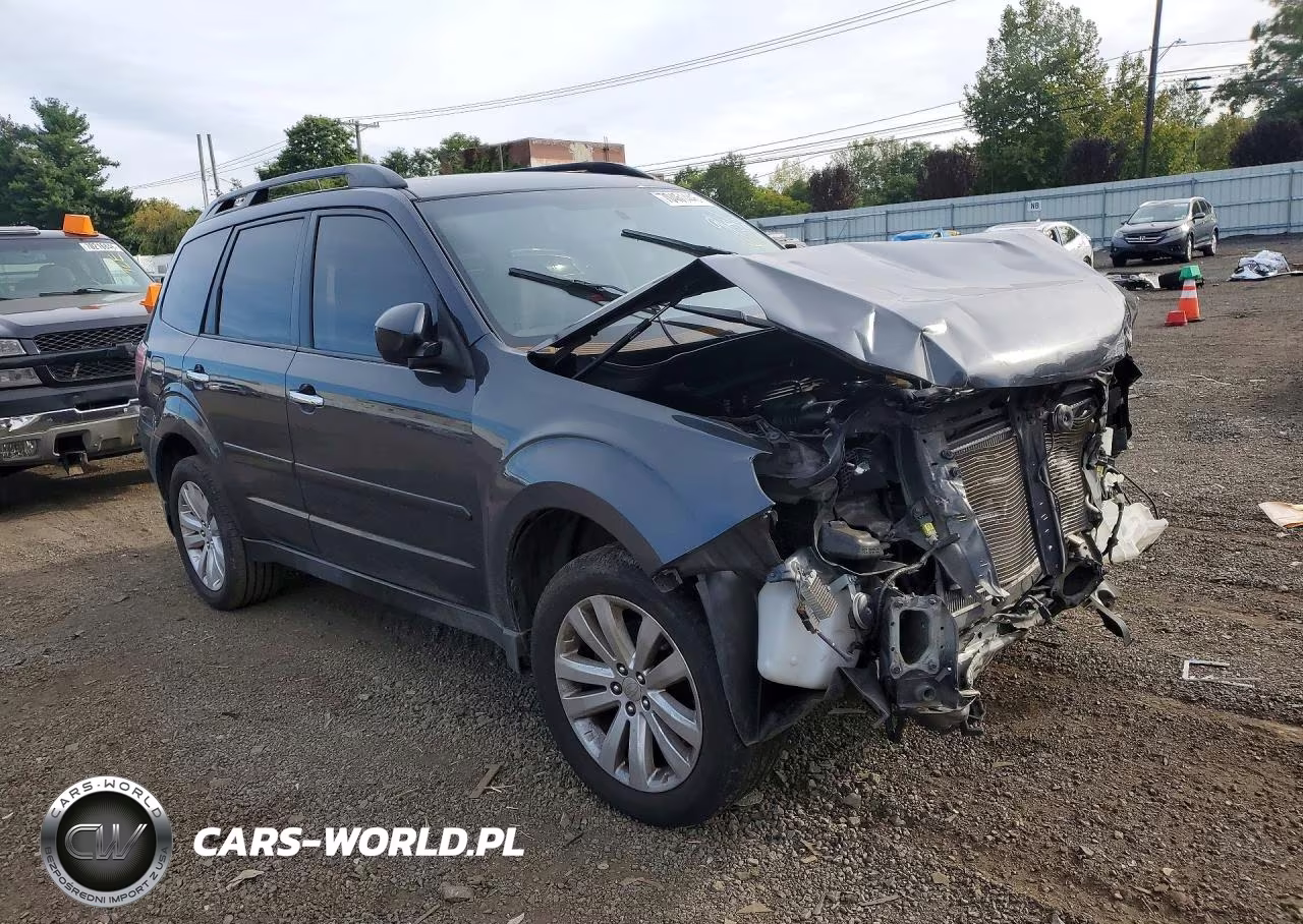 2012 Subaru Forester 2.5X Premium VIN:JF2SHADC4CH439253 - 4