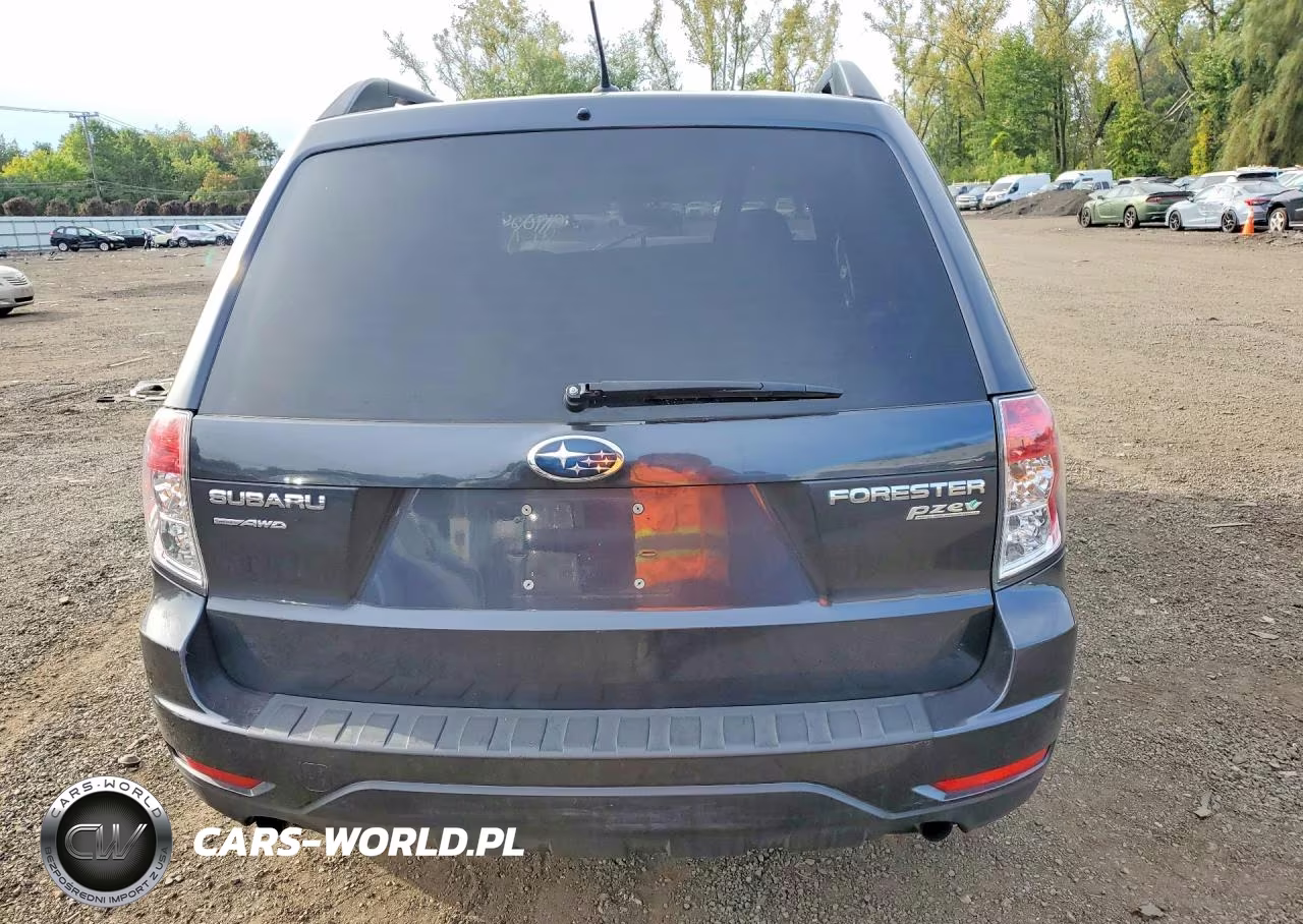 2012 Subaru Forester 2.5X Premium VIN:JF2SHADC4CH439253 - 6