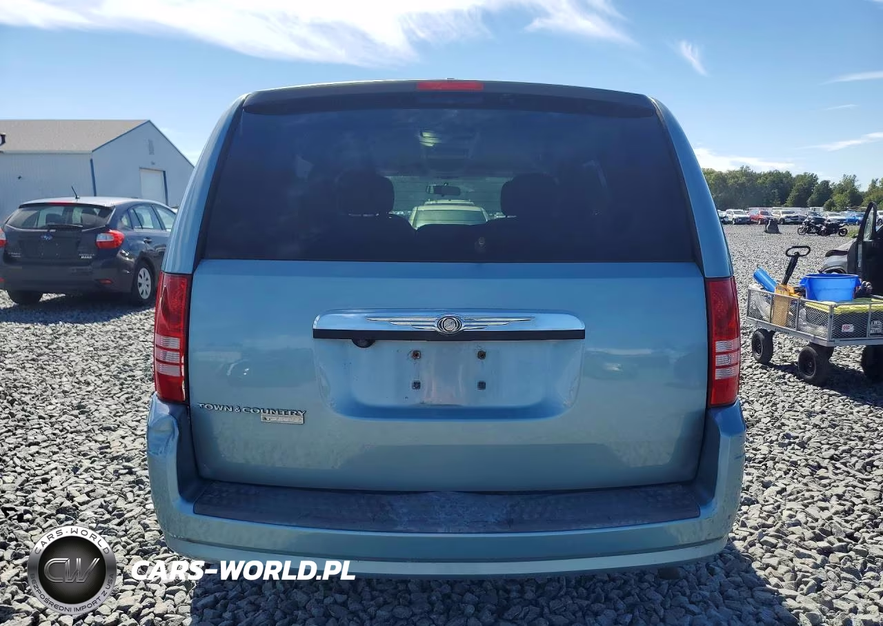 2008 Chrysler Town-Country VIN:2A8HR54P88R754058 - 6