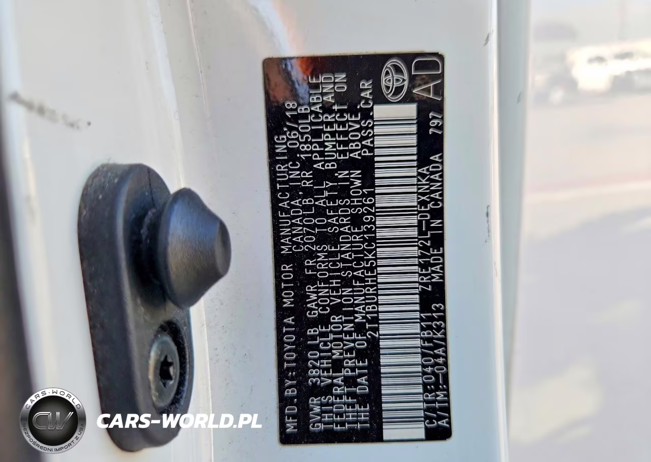 2019 Toyota Corolla Le VIN:2T1BURHE5KC139261 - 13