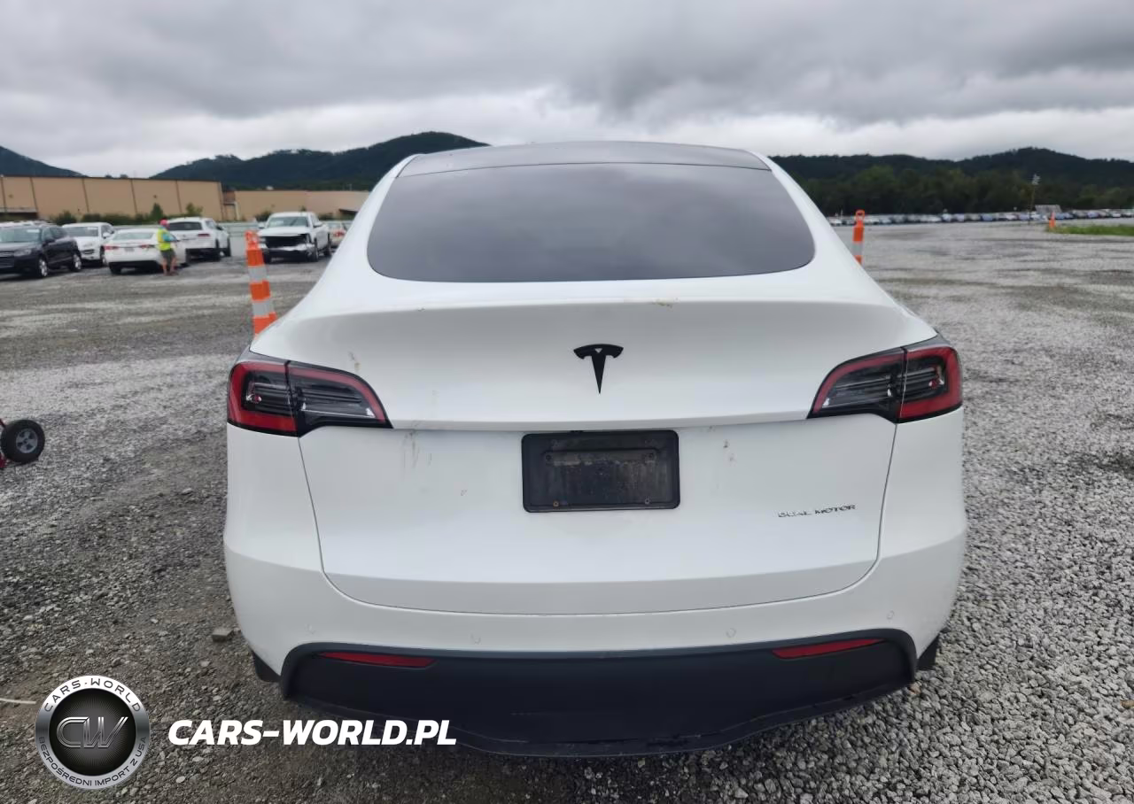 2021 Tesla Model Y VIN:5YJYGDEE5MF064374 - 6