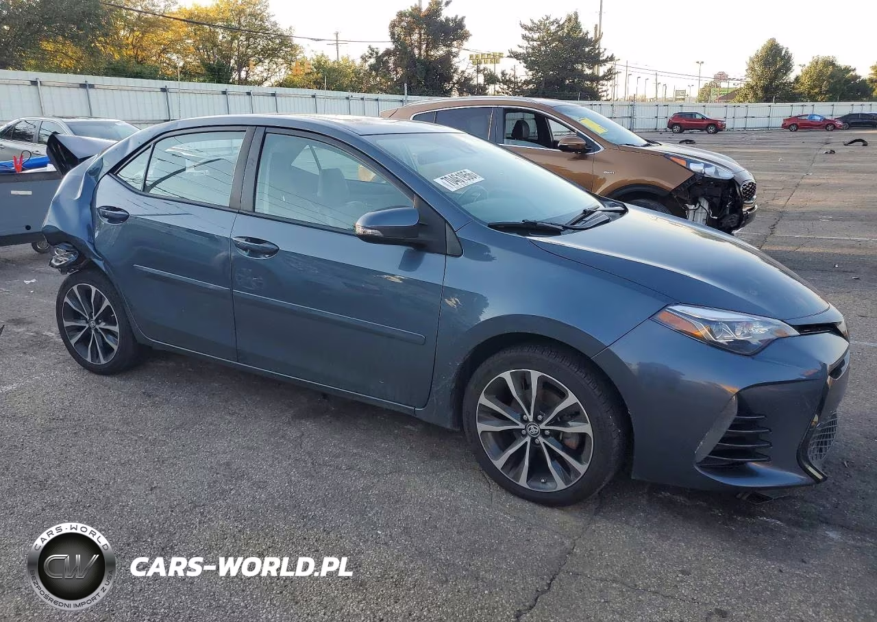 2017 Toyota Corolla Xse VIN:2T1BURHE1HC827878 - 4