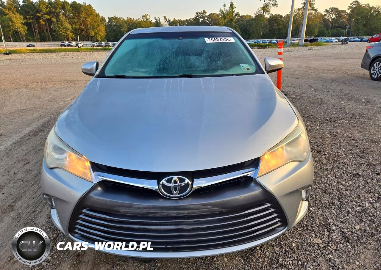 2016 Toyota Camry Le VIN:4T4BF1FK2GR573153 - 5