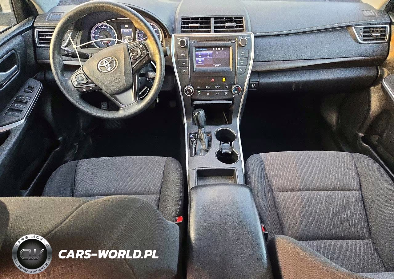 2016 Toyota Camry Le VIN:4T4BF1FK2GR573153 - 8