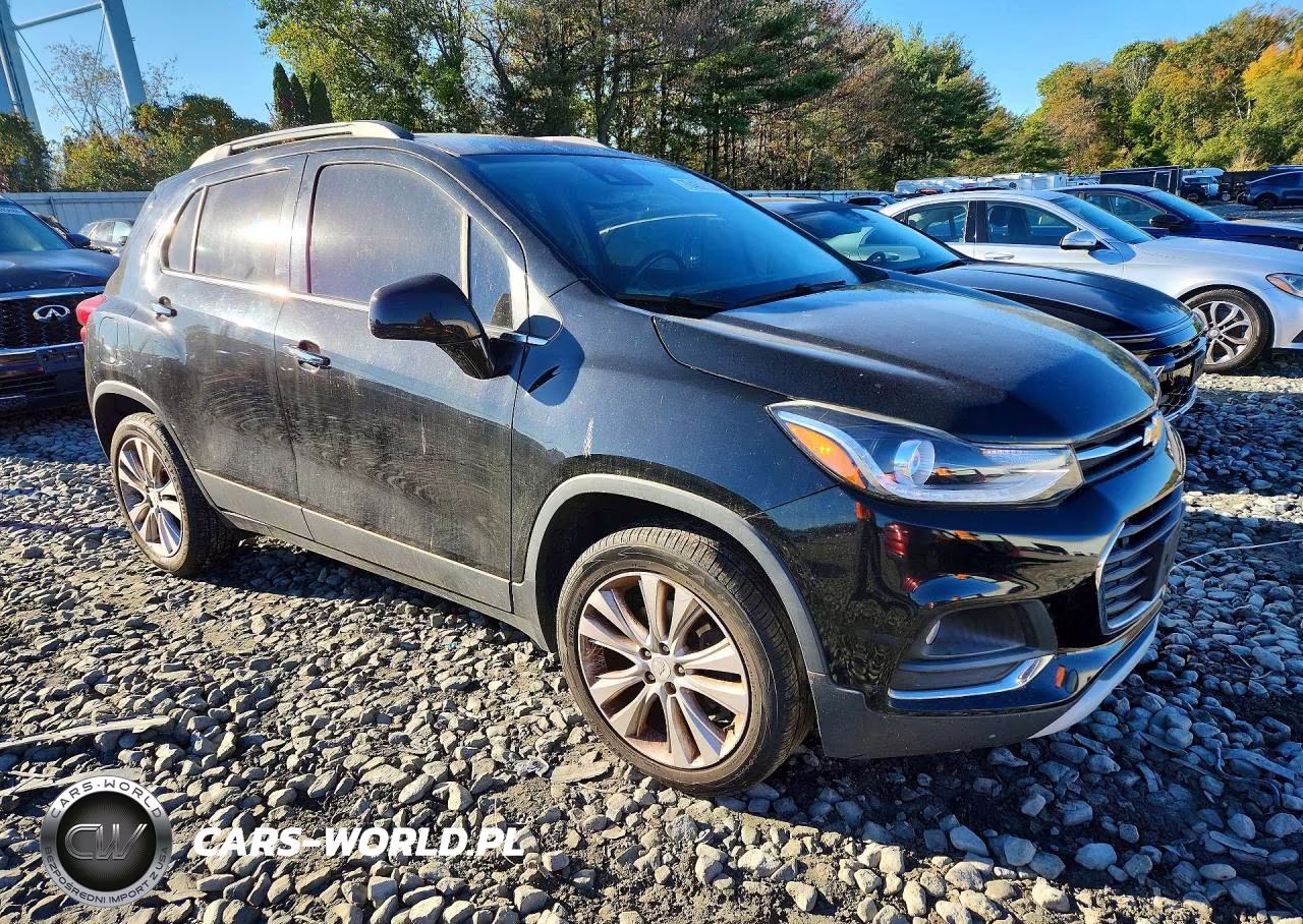 2017 Chevrolet Trax Premier VIN:3GNCJRSB3HL148467 - 4