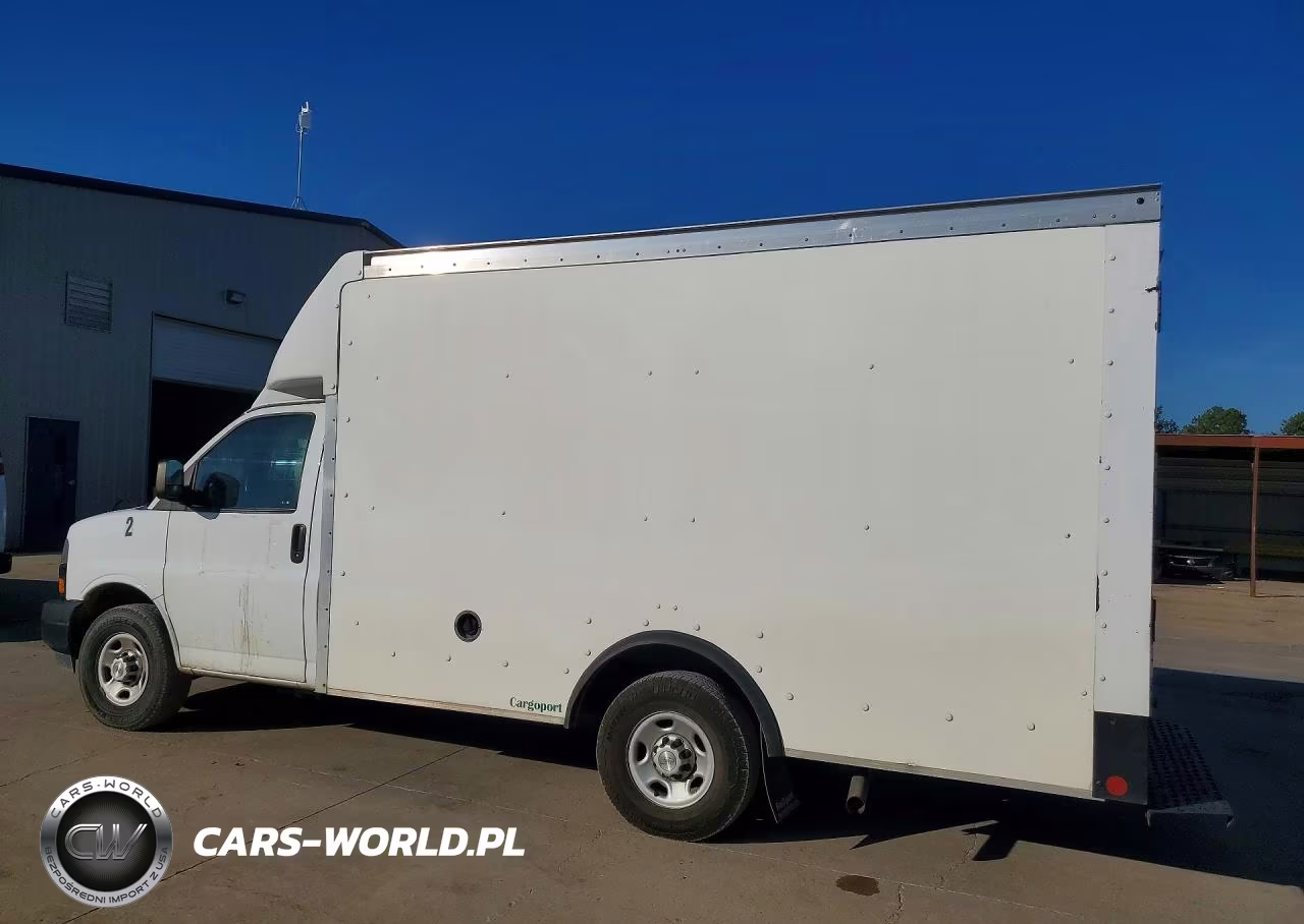 2022 Chevrolet Express Delivery Truck VIN:1GB0GRF7XN1139983 - 2