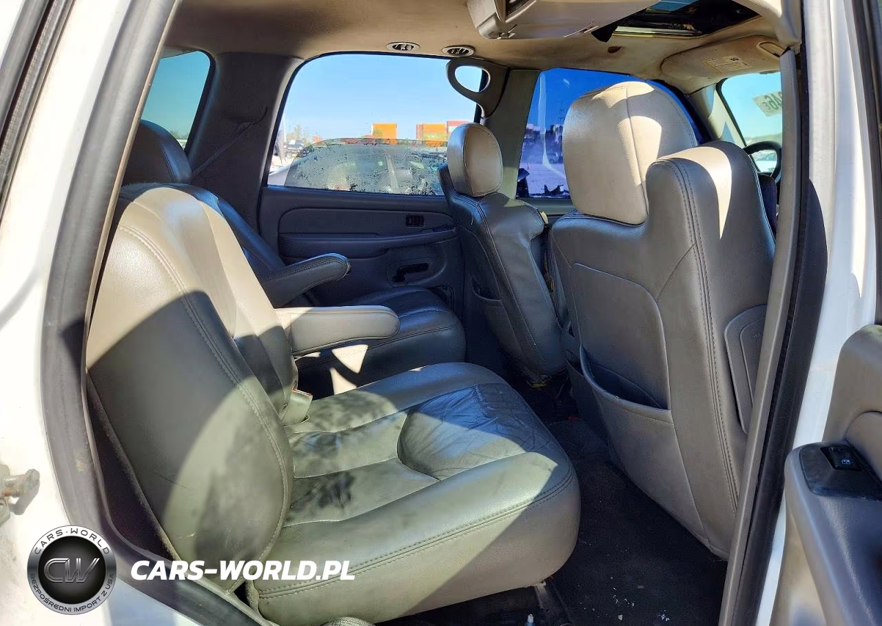 2005 Chevrolet Tahoe K1500 VIN:1GNEK13T95R136858 - 11