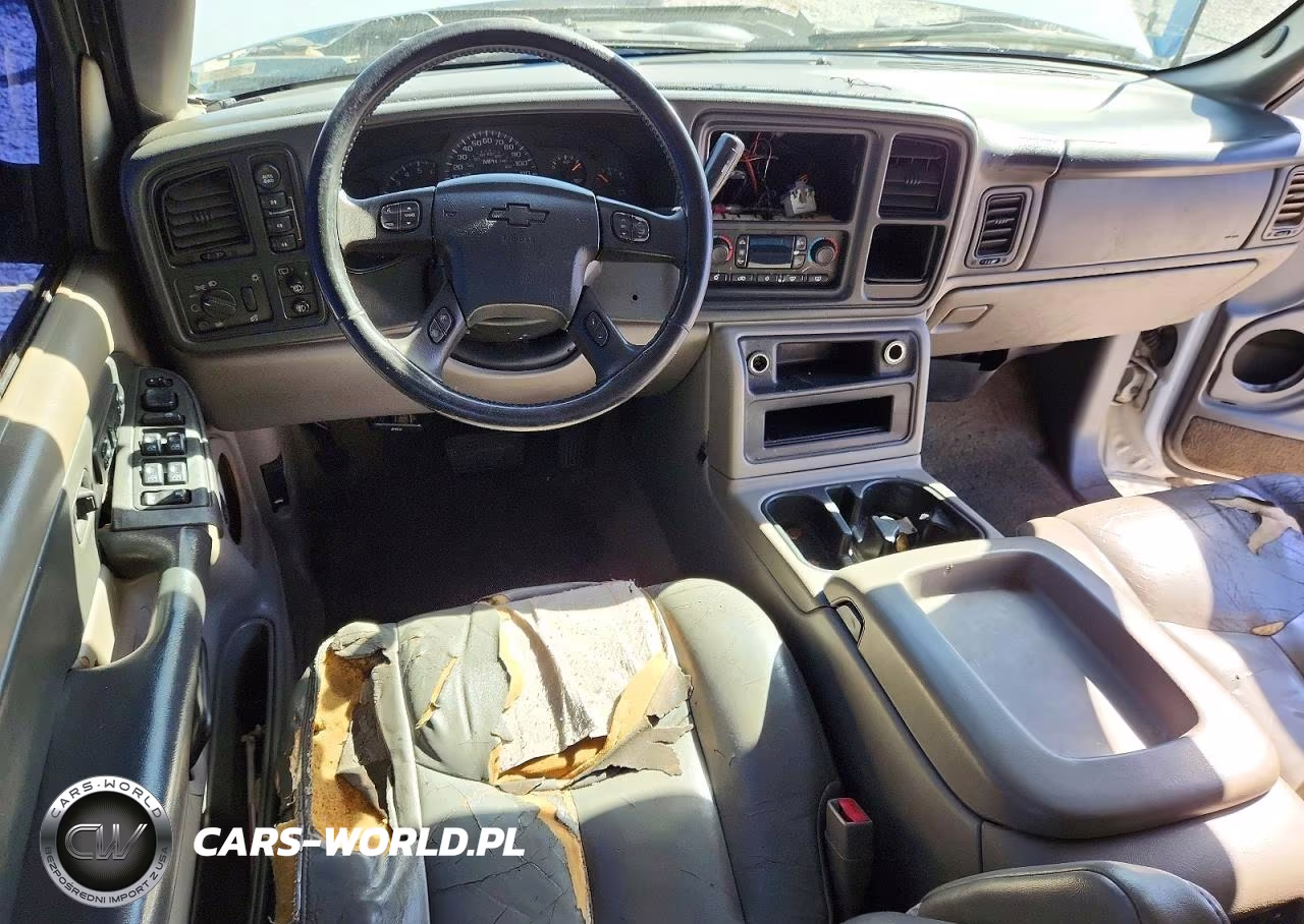 2005 Chevrolet Tahoe K1500 VIN:1GNEK13T95R136858 - 8
