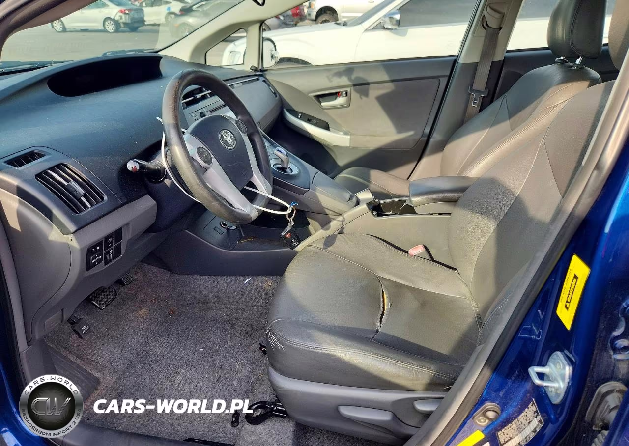 2011 Toyota Prius Two VIN:JTDKN3DUXB5344305 - 7