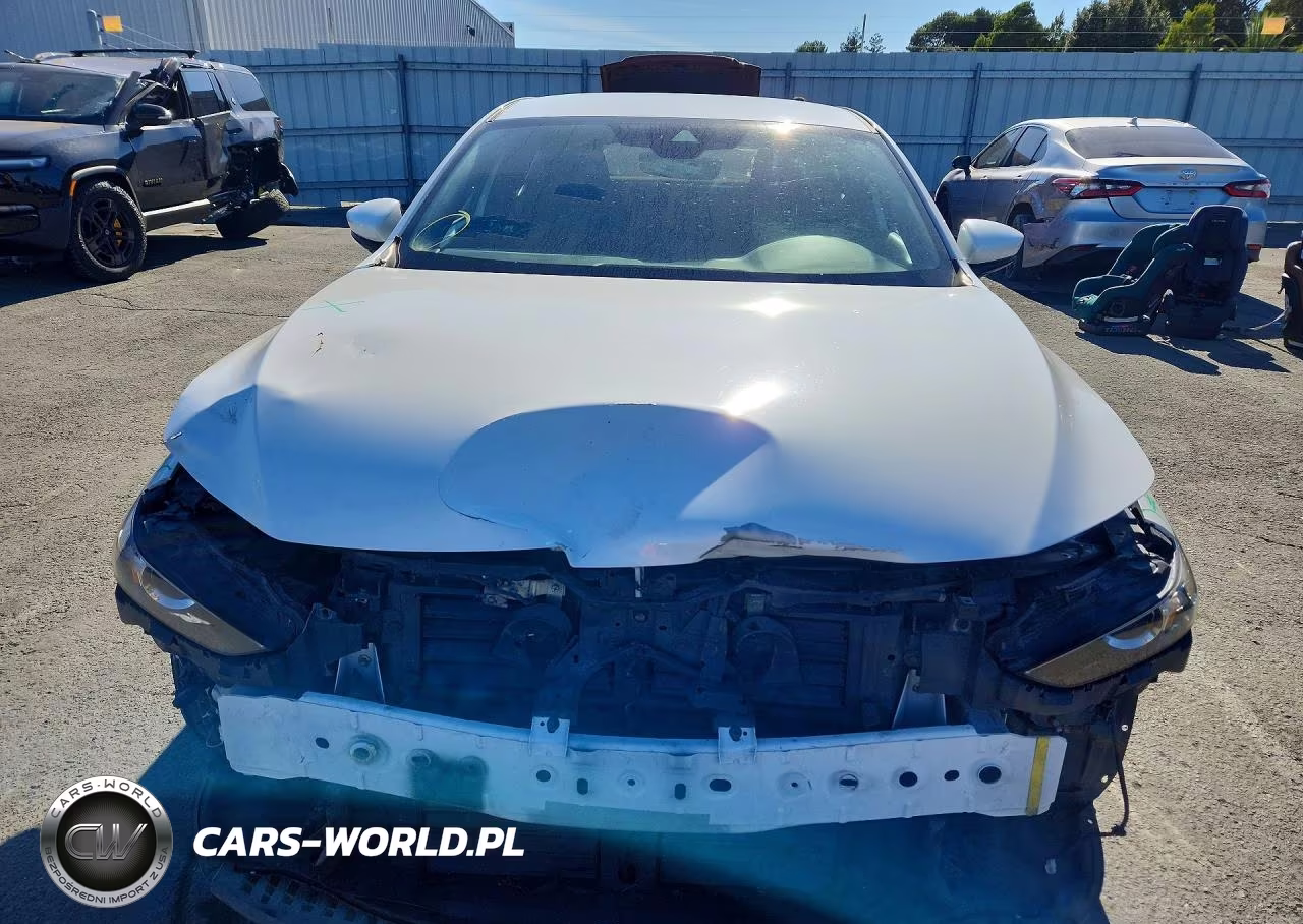 2020 Mazda 3 VIN:JM1BPALM5L1164447 - 5
