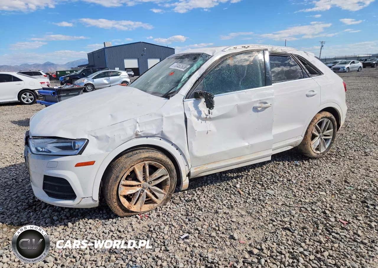2017 Audi Q3 Premium Plus VIN:WA1JCCFSXHR000398 - 1