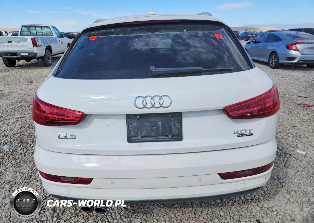 2017 Audi Q3 Premium Plus VIN:WA1JCCFSXHR000398 - 6